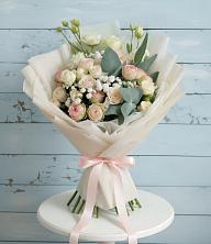 Букет цветов из:  Розы и Лизиантусы в Гремячее