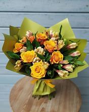 Букет цветов из:  Альстромерии и Розы в Гремячее