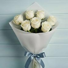Букет 7 Белых роз Эдлесс Лав в Гремячее