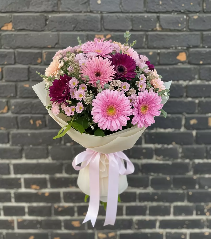Букет цветов из: Герберы и Хризантемы в Гремячее