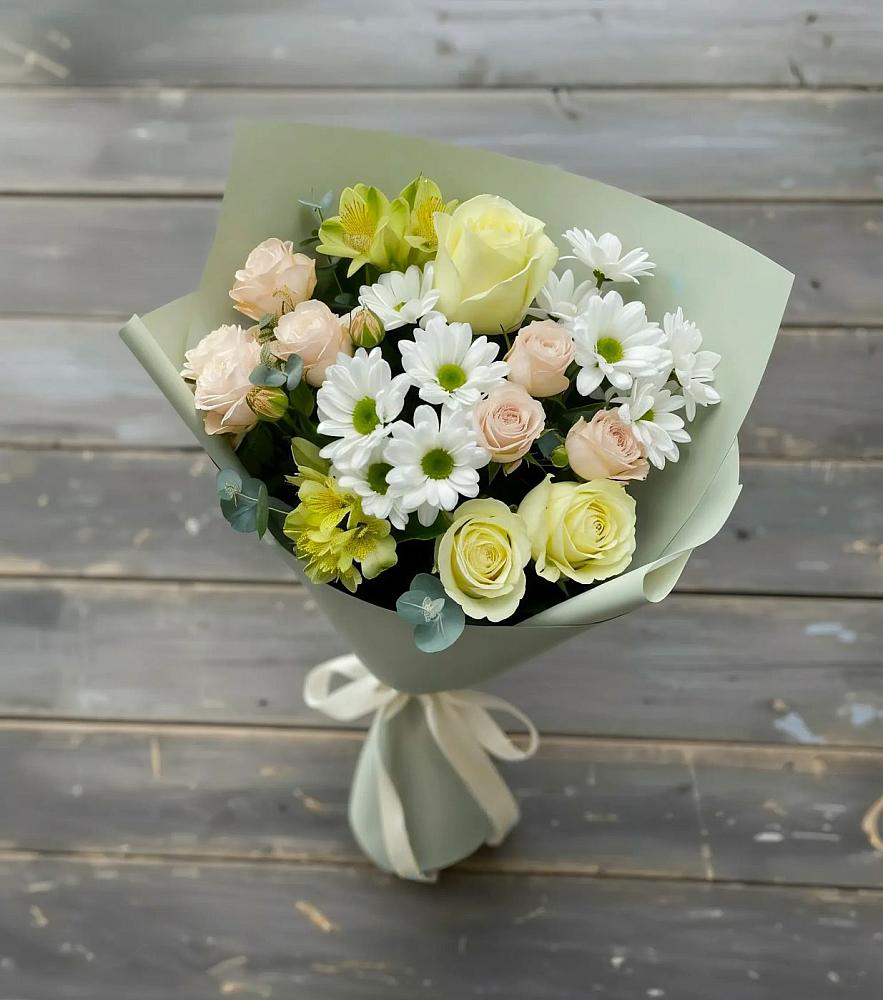 Букет цветов из: Альстромерии, Розы и Хризантемы в Гремячее