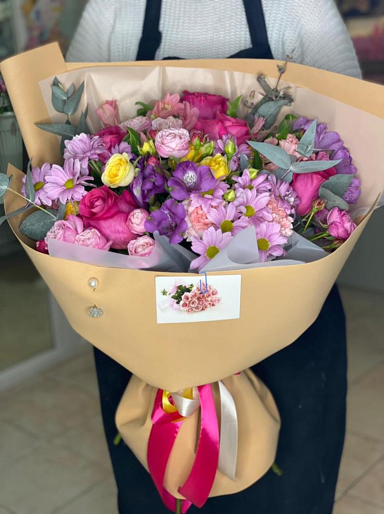 Букет цветов из: Хризантемы, Гвоздики и Альстромерии в Гремячее