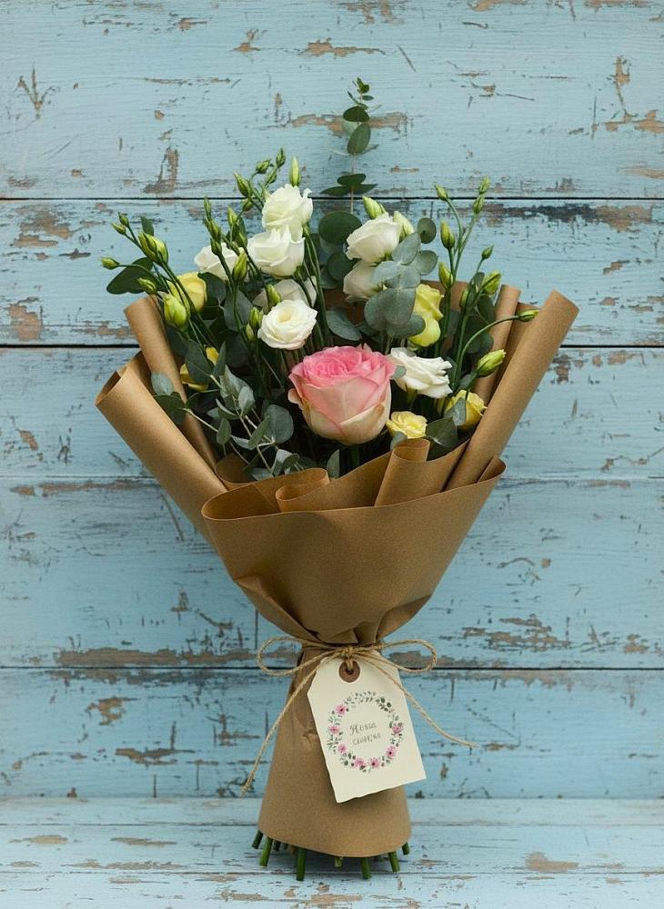 Букет цветов из: Розы и Лизиантусы в Гремячее