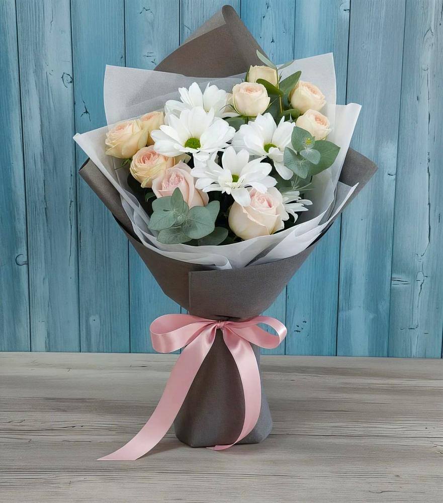 Букет цветов из: Хризантемы и Розы в Гремячее