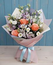Букет цветов из:  Лизиантусы, Розы, Альстромерии и Гипсофила в Гремячее