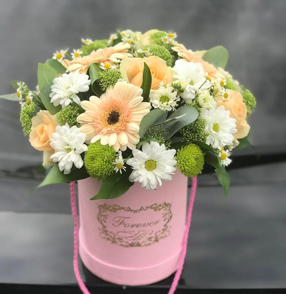 Цветочная композиция из Розы, Герберы и Хризантемы в шляпной коробке в Гремячее